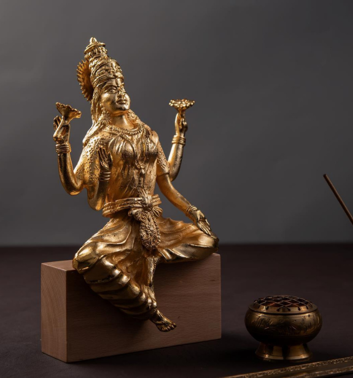 Luxe Deccor Handcrafted Goddess Lakshmi Metal Sculpture – Premium Antique Gold Decor Idol