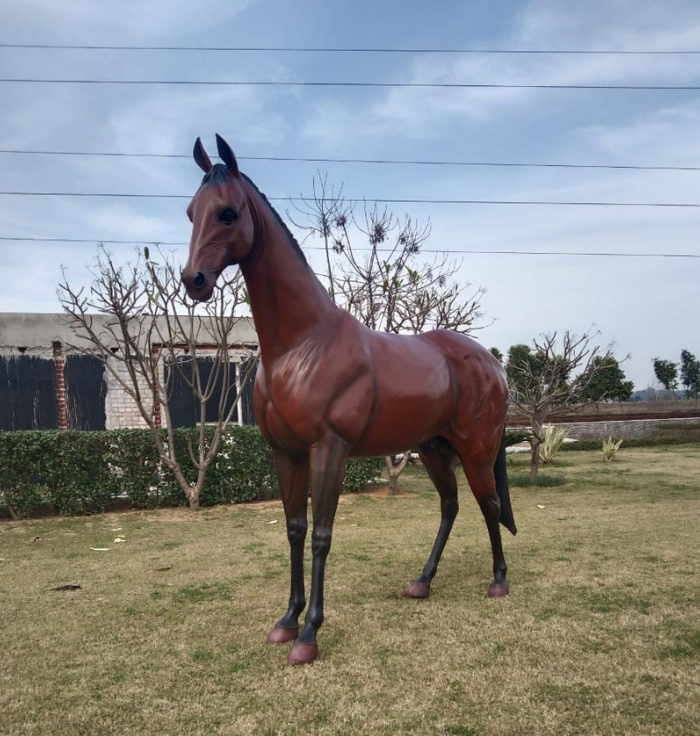 Noble Equine Life-Size Sculpture – Luxury Bronze Stallion Garden Art