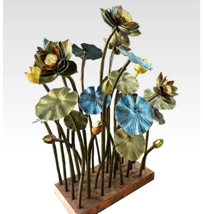 Lotus Serenity Sculpture – Luxury Metal Floral Art