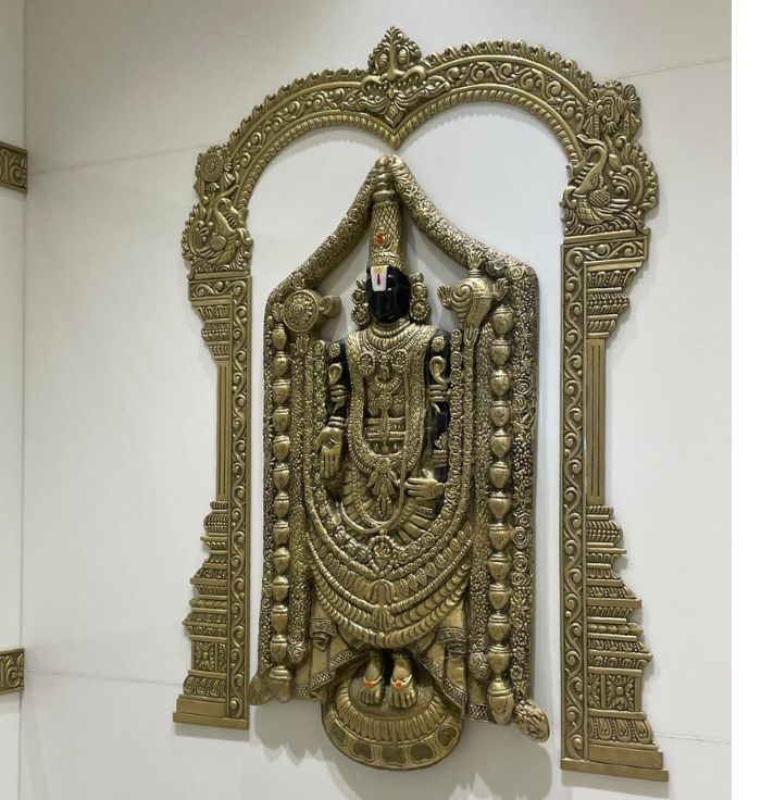 Divine Tirupati Balaji Wall Relief – Luxury Brass Temple Accent Art